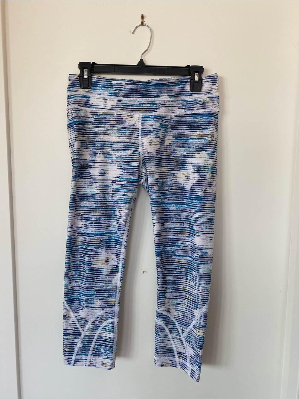 lululemon athletica Blue Multi-Striped Capri Leggings